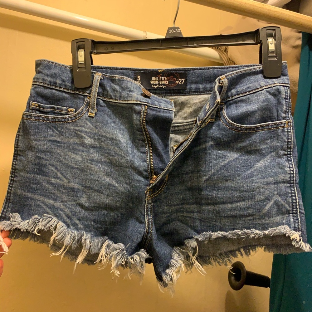 Hollister high rise shorts